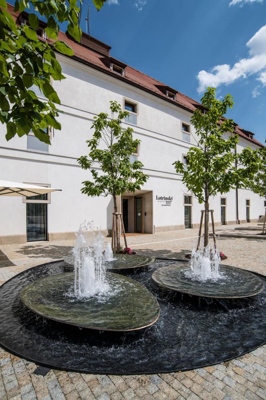 Lotrinsky Hotel Velké Pavlovice Exterior photo